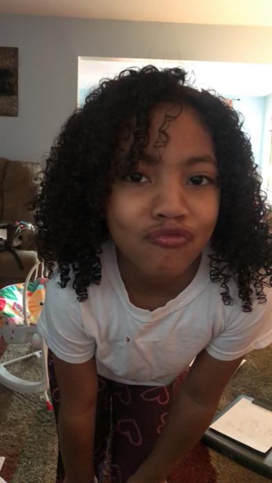Customer photo submitted with Yadira Castro review of the Wonderbrush