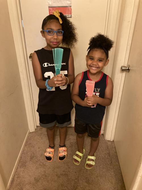 Customer photo submitted with Heather Ocampo review of the Wonderbrush